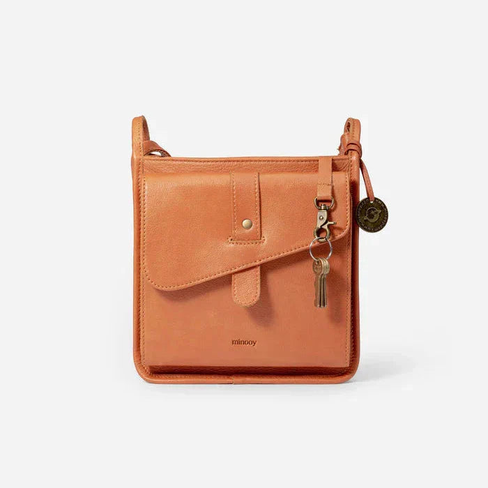 Brown / 21cm x 21cm x 7cm