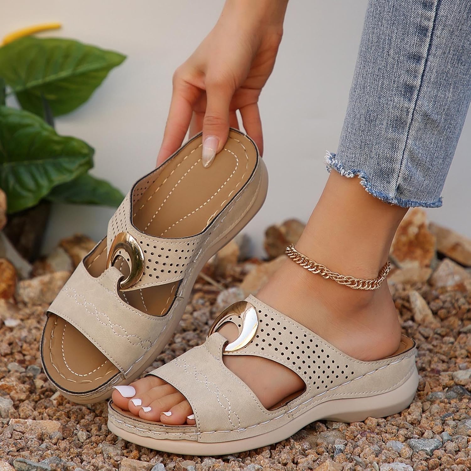 Khaki / 11