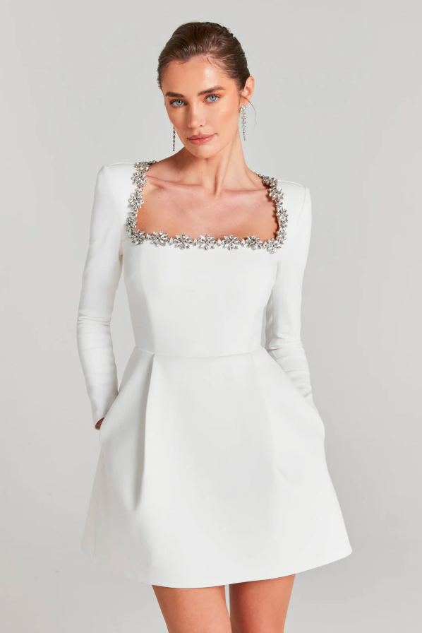 White / L