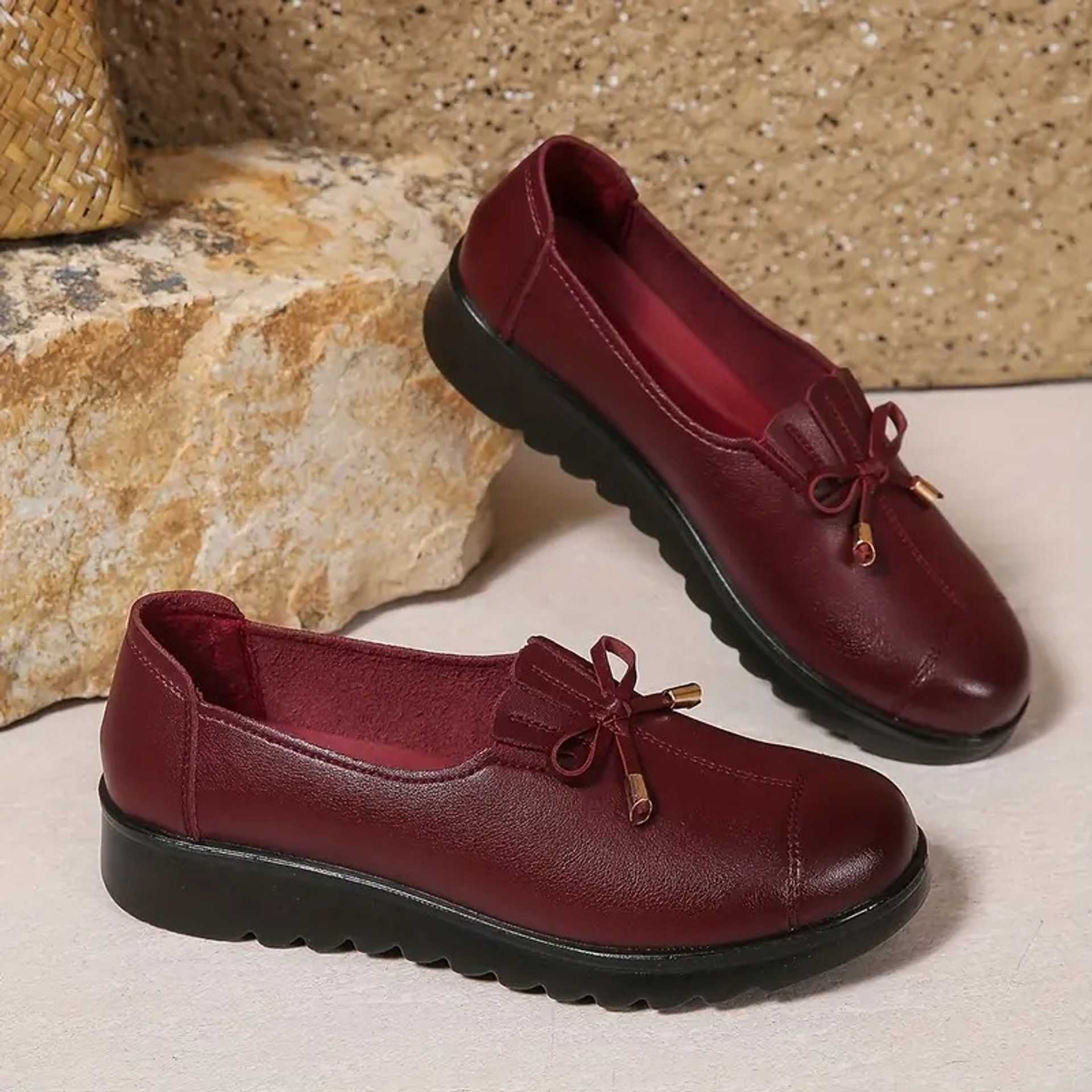 Burgundy / 10
