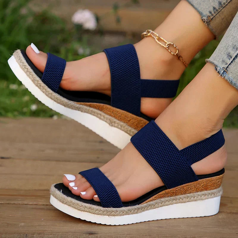 Blue / 12